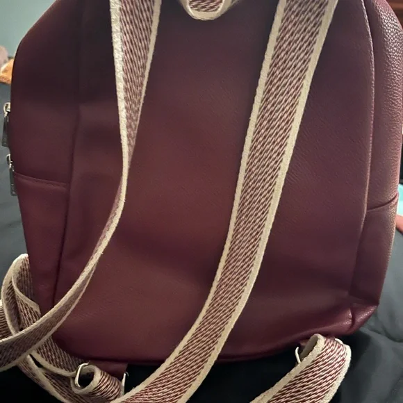 ThirtyOne - Picture 3 of 4